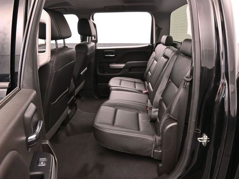 Used 2018 Chevrolet Silverado 1500 LT w/ All Star Edition AWD/4WD image 28