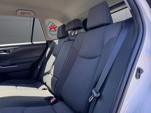 Certified 2025 Toyota RAV4 XLE AWD/4WD image 18