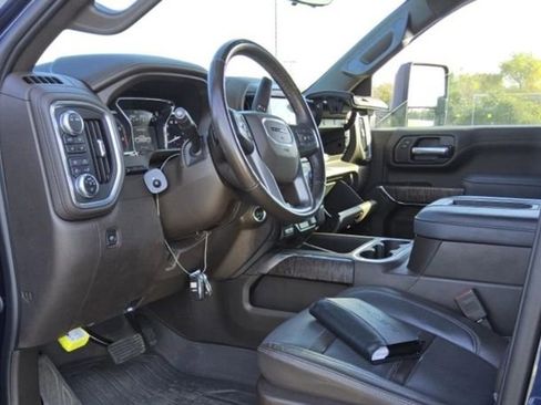Used 2021 GMC Sierra 2500 Denali w/ Denali Ultimate Package image 6