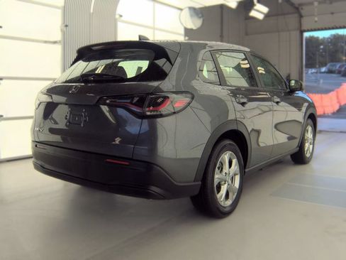 Used 2024 Honda HR-V LX image 2