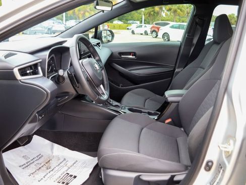 Used 2026 Toyota Corolla SE FWD image 9