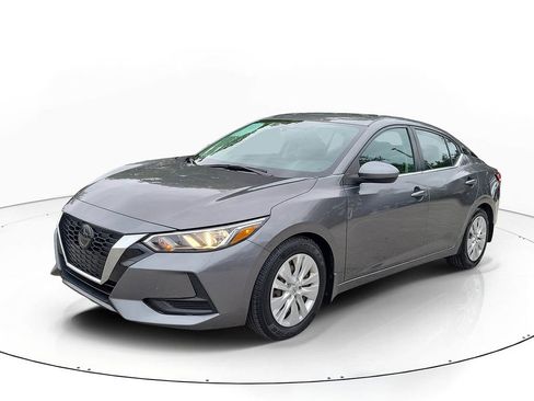 Certified 2021 Nissan Sentra S image 3