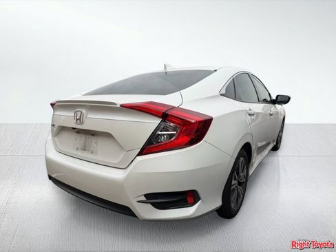 Used 2017 Honda Civic EX-L image 4