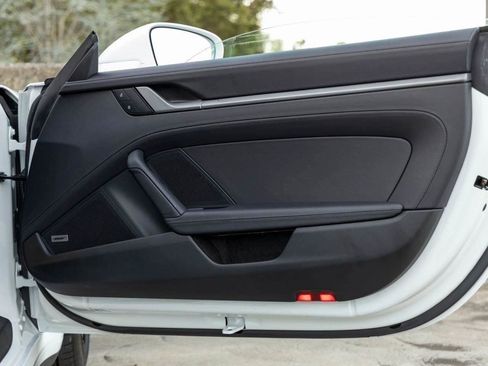 Certified 2024 Porsche 911 Targa 4S image 98