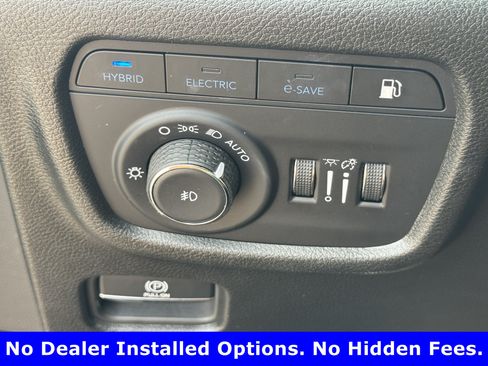 Used 2023 Jeep Grand Cherokee 4WD 4xe image 22
