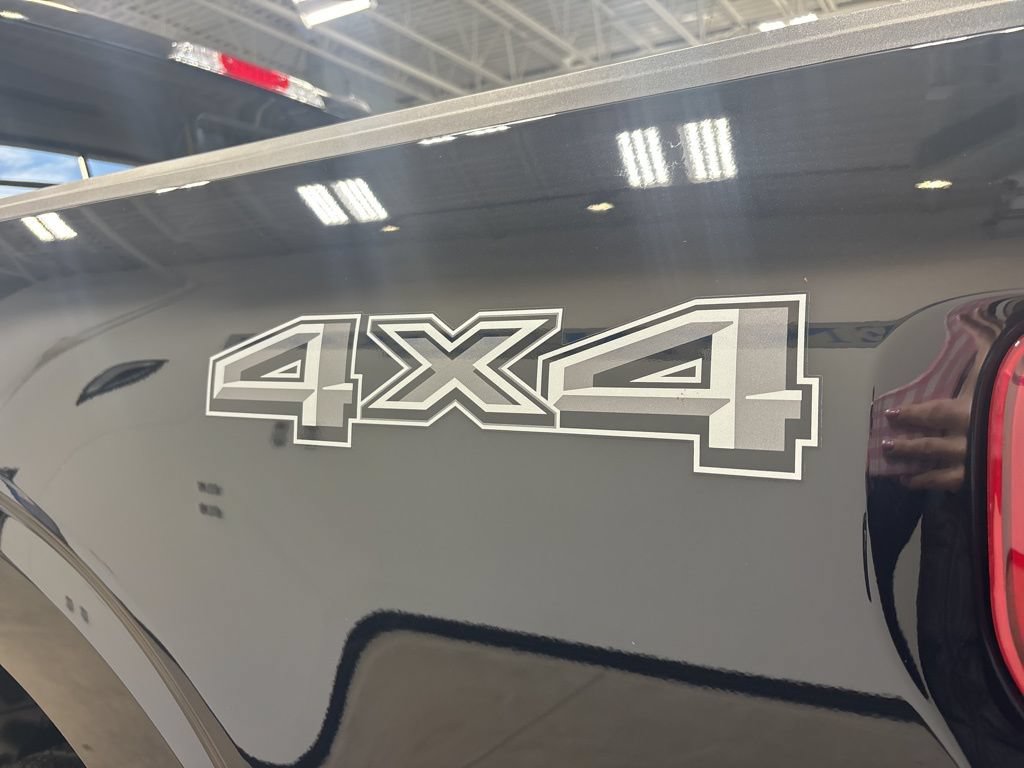 Used 2024 Ford F150 Lariat AWD/4WD image 13