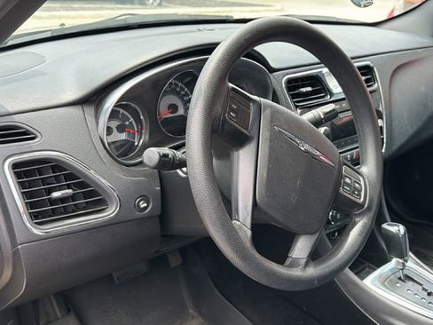 Used 2013 Chrysler 200 LX FWD image 12