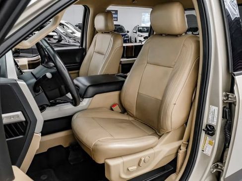 Used 2017 Ford F150 Lariat RWD image 28