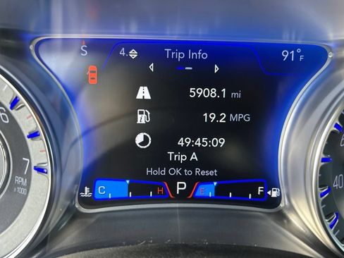 Used 2021 Chrysler 300 Touring w/ Sport Appearance Package RWD image 41