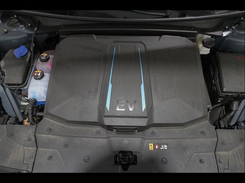 Certified 2024 Hyundai Ioniq 5 SEL AWD/4WD image 24