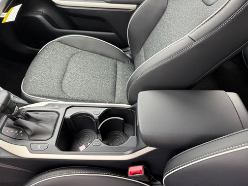 New 2025 Kia K4 GT-Line image 13