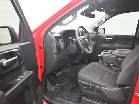 Used 2022 Chevrolet Silverado 1500 Custom w/ LPO, Dark Essentials Package RWD image 10