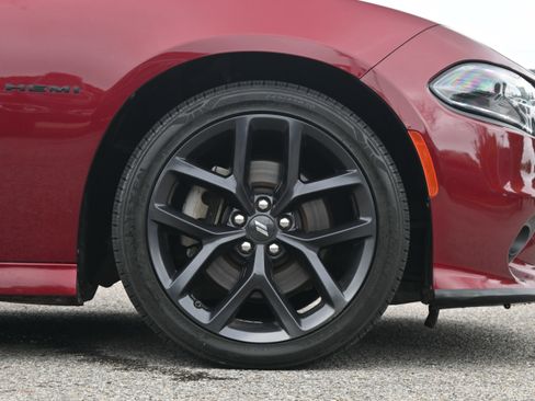 Used 2022 Dodge Charger R/T w/ Plus Group RWD image 13