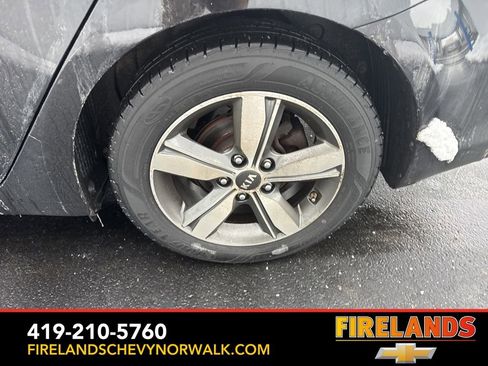 Used 2018 Kia Forte S w/ S Technology Plus Package image 10