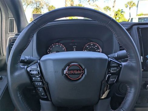 Used 2024 Nissan Frontier Pro-X image 27
