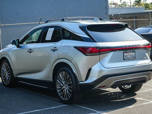 Certified 2023 Lexus RX 350 FWD w/ Accessory Package (A2) image 4