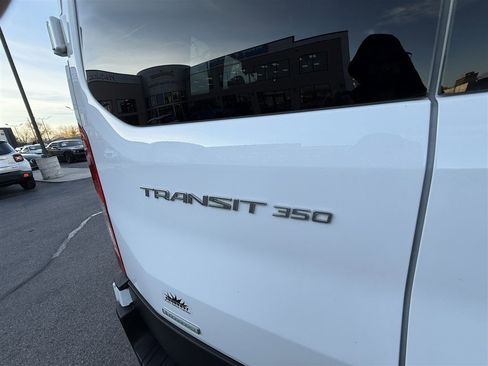 Used 2023 Ford Transit 350 XLT image 29