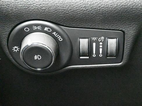 New 2026 Jeep Compass Latitude image 23