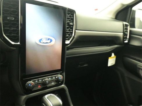 New 2025 Ford Ranger XLT w/ Equipment Group 301A High image 14