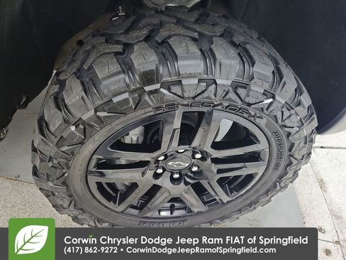 Used 2024 Chevrolet Silverado 1500 Custom w/ LPO, Dark Essentials Package image 33