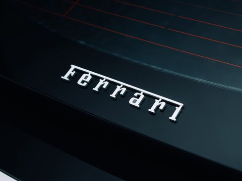 Used 2019 Ferrari 812 Superfast image 25