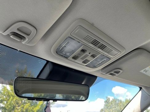 Used 2020 Honda Civic EX-L image 10