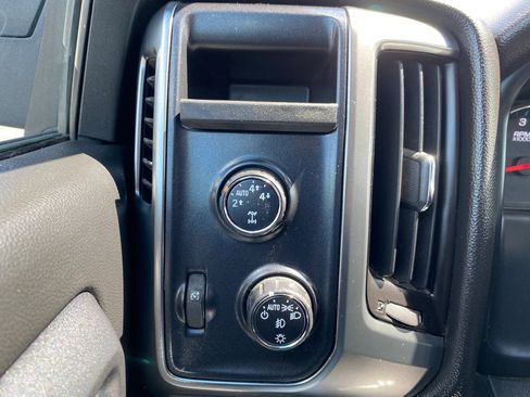 Used 2015 Chevrolet Silverado 1500 LT image 22