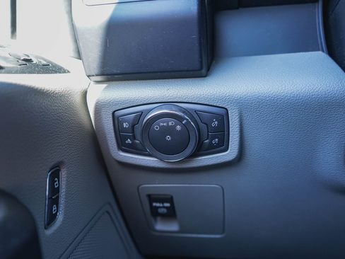 Used 2019 Ford F150 XL w/ Equipment Group 101A Mid image 15