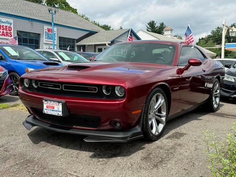 Used 2021 Dodge Challenger R/T RWD image 11