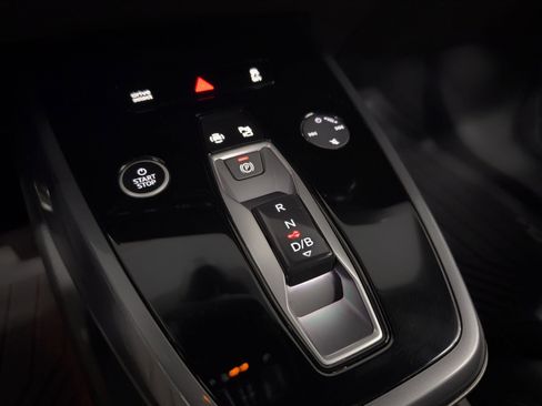 Used 2024 Audi Q4 e-tron Premium Plus image 25