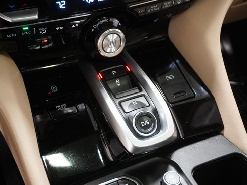 Used 2023 Acura MDX SH-AWD image 28