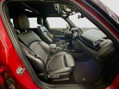 Used 2017 MINI Cooper Clubman ALL4 image 31