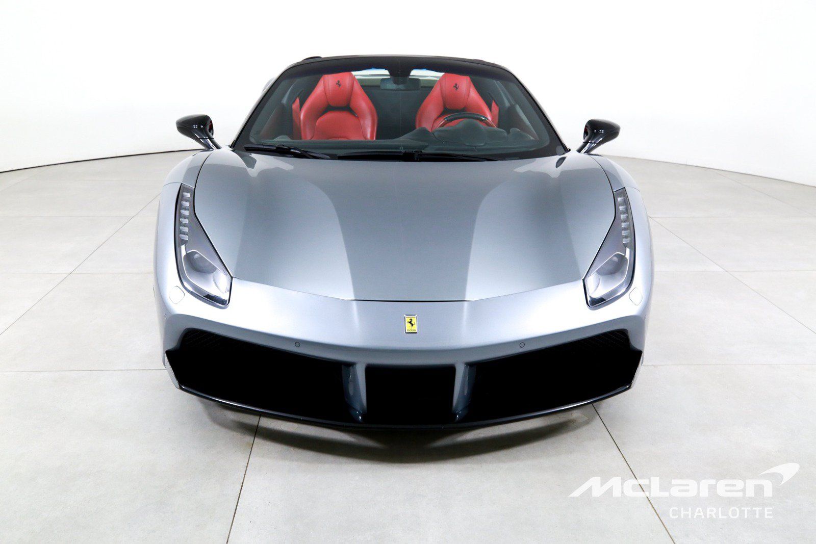 Used 2019 Ferrari 488 Spider RWD image 5