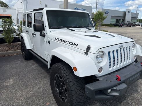Used 2016 Jeep Wrangler Unlimited Rubicon image 2