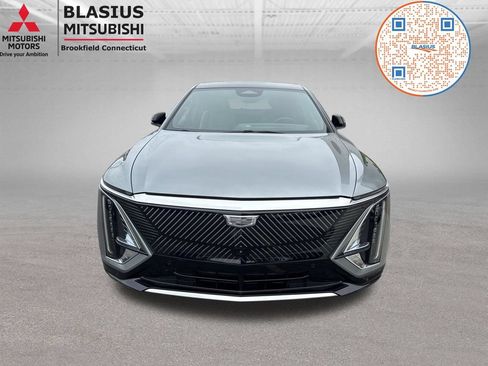 Used 2024 Cadillac Lyriq Tech w/ Driver Assist Package AWD/4WD image 23