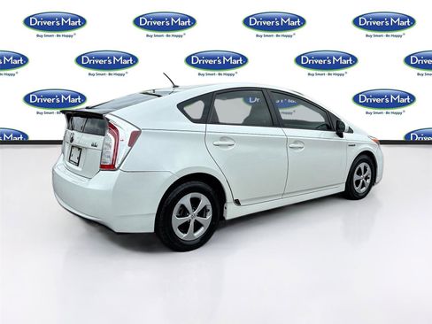 Used 2015 Toyota Prius Two FWD image 7