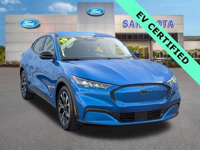 Certified 2025 Ford Mustang Mach-E Select w/ Comfort Package Lite