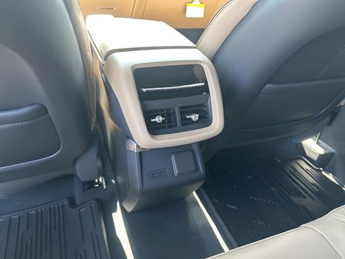 New 2026 Cadillac Lyriq Signature Luxury image 19