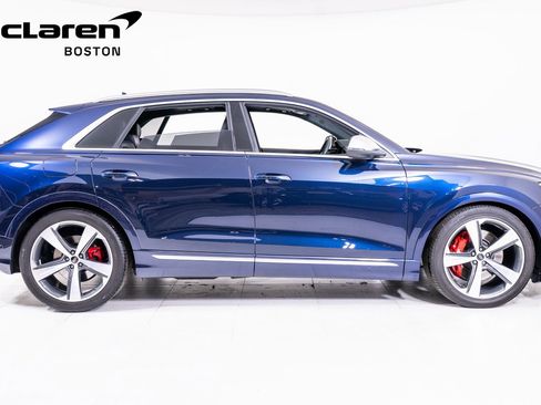 Used 2024 Audi SQ8 Prestige w/ Prestige Package image 6