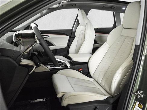 New 2025 Audi Q5 Prestige image 17