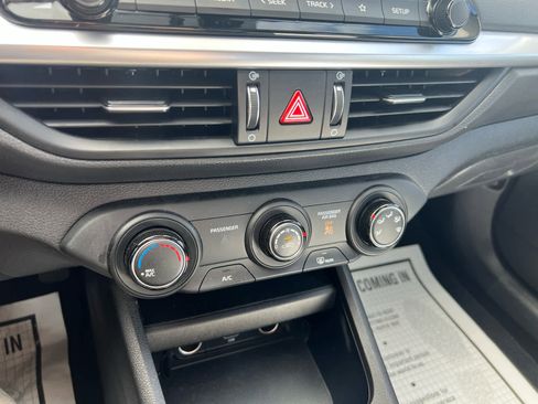 Used 2023 Kia Forte LXS w/ LXS Technology Package image 19