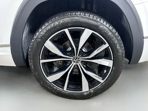 New 2026 Volkswagen Atlas SEL Premium R-Line AWD/4WD image 33