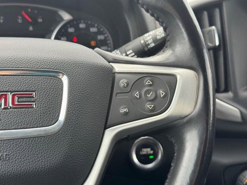 Used 2020 GMC Terrain SLE image 19