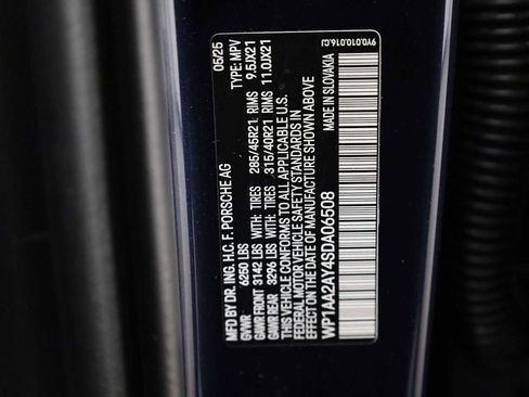 Certified 2025 Porsche Cayenne image 42