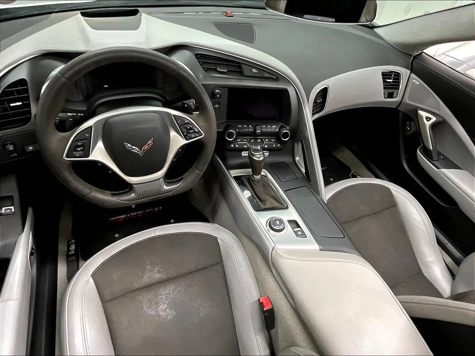 Used 2017 Chevrolet Corvette Grand Sport RWD image 2