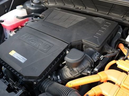 Used 2023 Kia Niro EX image 11