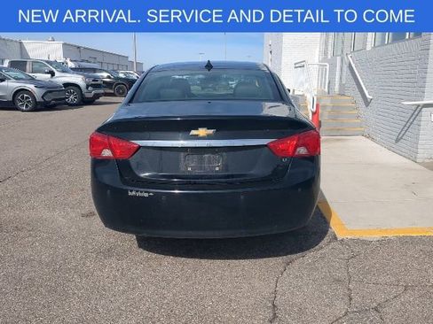 Used 2014 Chevrolet Impala LT w/ Convenience Package FWD image 6