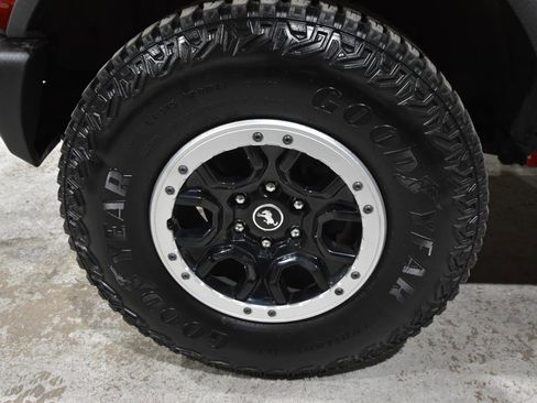 Used 2023 Ford Bronco Outer Banks w/ Sasquatch Package image 60