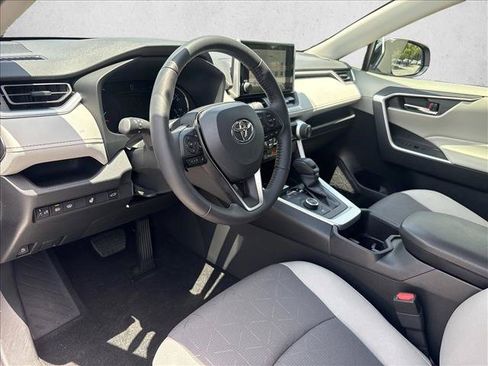 Certified 2025 Toyota RAV4 XLE w/ Convenience Package AWD/4WD image 11