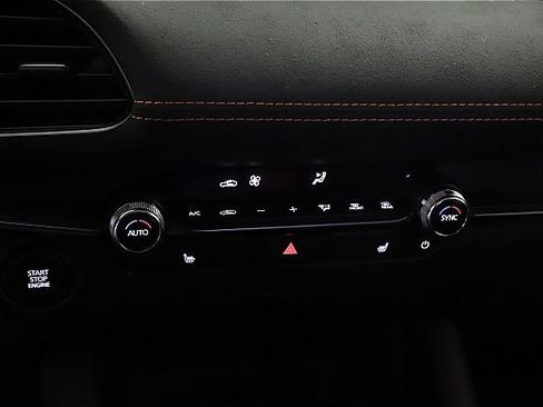 Used 2025 MAZDA MAZDA3 Carbon image 29